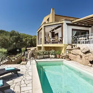 Iconic Luxury , Abbiadori Italia